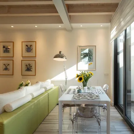 White With Private Terrace By Rent All *