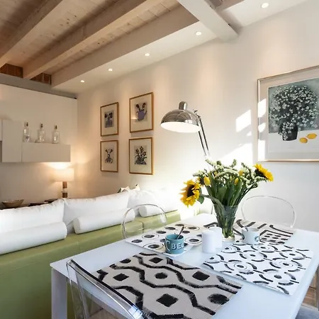 Apartment White With Private Terrace By Rent All *